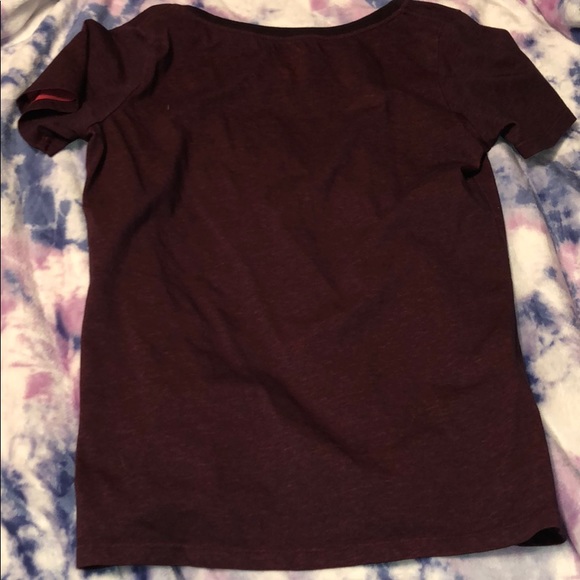 Maroon NIKE t-shirt - Picture 2 of 3